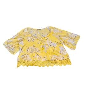 Unique Spectrum Yellow Floral Boho Blouse 3X Lace Hem Tassel Tie Top